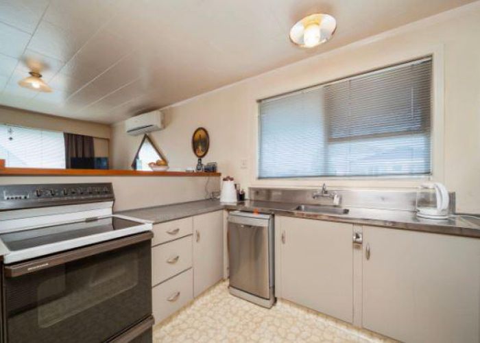  at 202 Carrington St, Vogeltown, New Plymouth, Taranaki