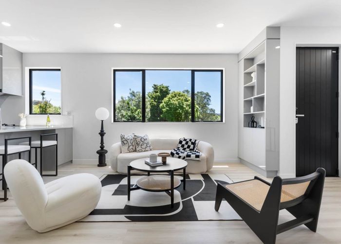 at 90 Awaruku Road, Torbay, Auckland