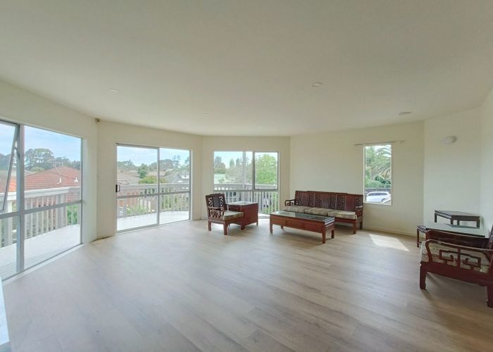  at 17 Bob Charles Drive, Golflands, Manukau City, Auckland