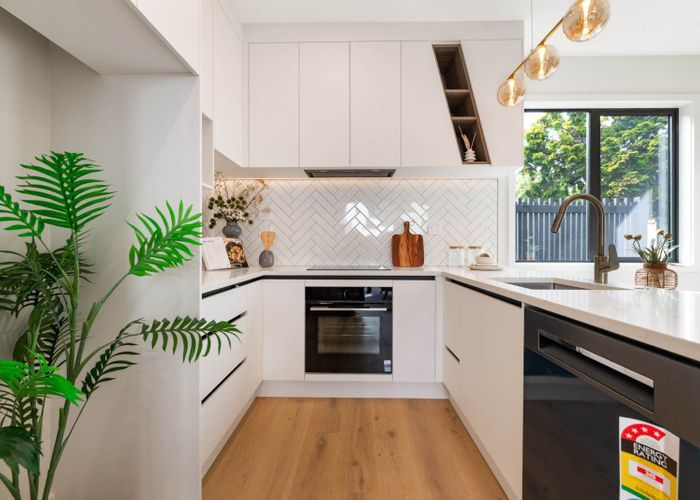  at 94 Takutai Avenue, Half Moon Bay, Manukau City, Auckland