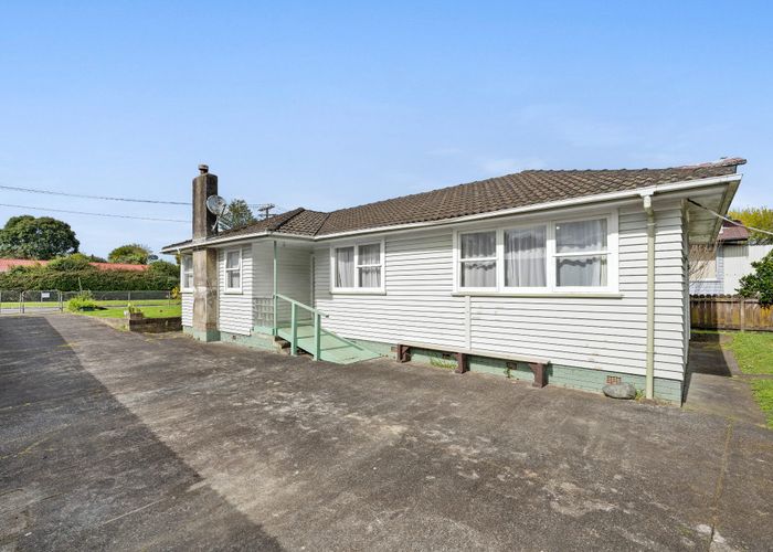  at 8 Dampier Street, Avondale, Auckland