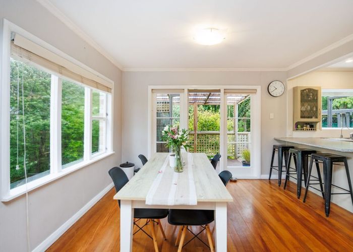  at 140 Aokautere Drive, Fitzherbert, Palmerston North