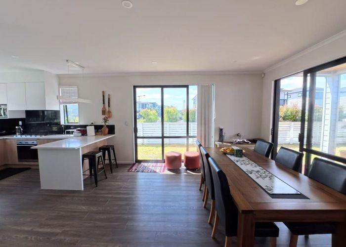  at 11 Pihoihoi Place, Hobsonville, Waitakere City, Auckland