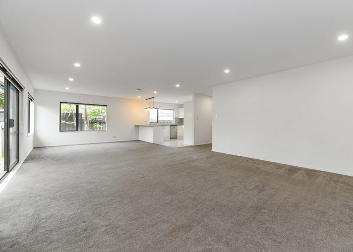  at 18B Riverpark Crescent, Henderson, Waitakere City, Auckland