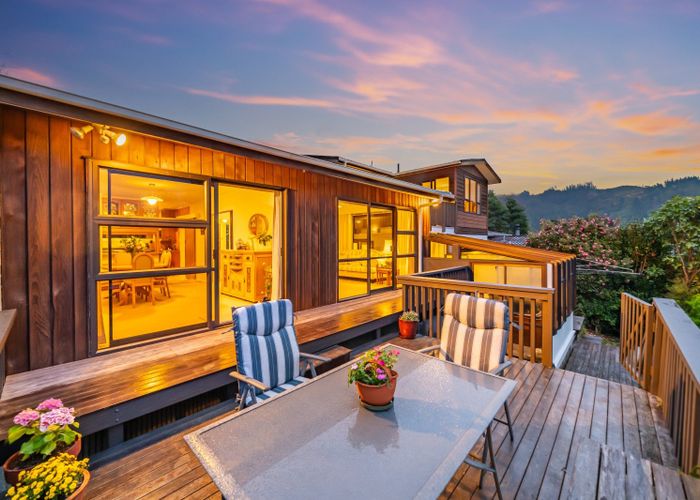  at 9 Chichester Drive, Pinehaven, Upper Hutt
