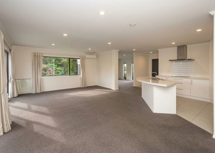  at 27 Graycliffe Street, Halswell, Christchurch City, Canterbury