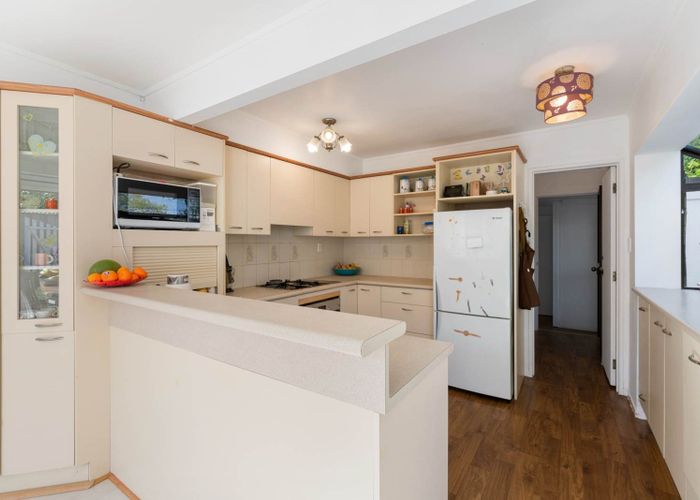  at 1/33 Curacao Place, Half Moon Bay, Manukau City, Auckland