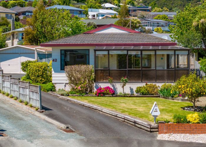  at 42 Rainbow Drive, Atawhai, Nelson