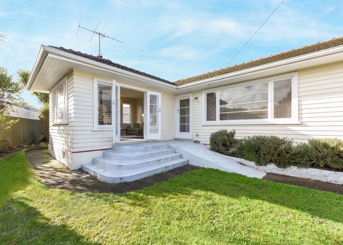  at 2/50 Parkers Road, Tahunanui, Nelson
