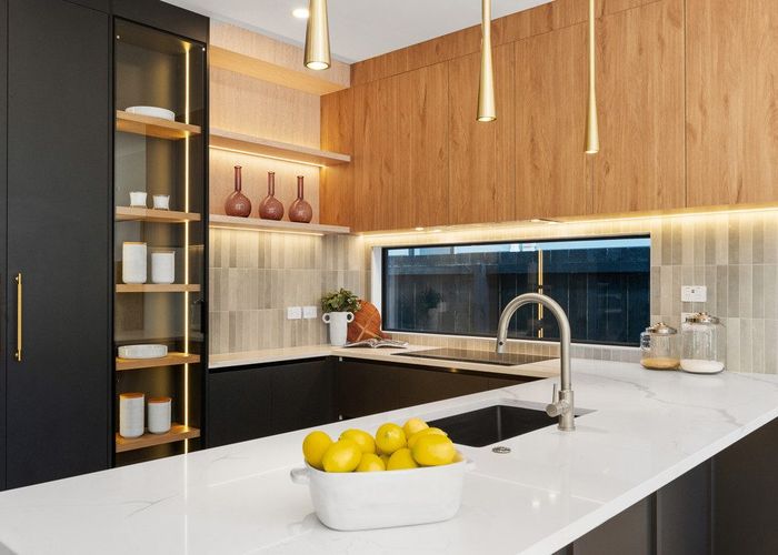  at 2/42 Gordon Avenue, Milford, North Shore City, Auckland