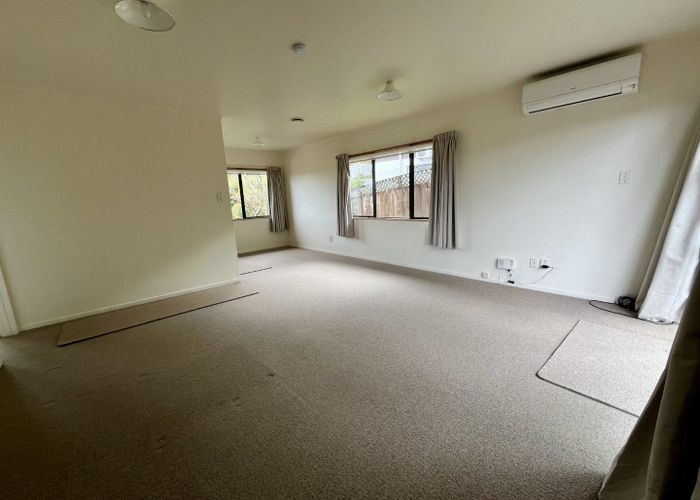  at 21b Witheford Drive, Glenfield, North Shore City, Auckland