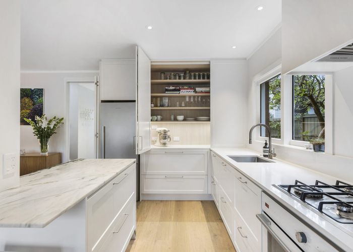  at 1/153 Bassett Road, Remuera, Auckland
