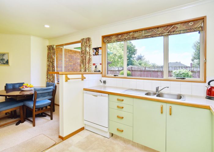  at 2-46/46 Longmuir Street, Ilam, Christchurch
