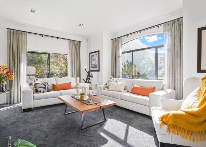  at 9 Wynona Close, Albany, North Shore City, Auckland