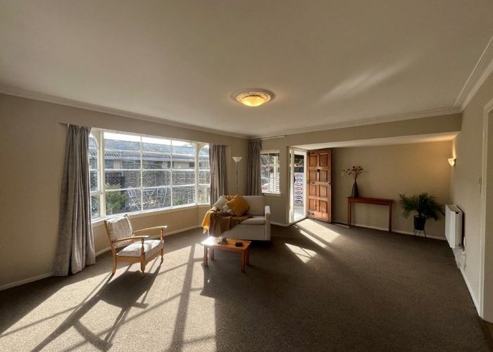  at 16 Cashmere Road, Cashmere, Christchurch City, Canterbury