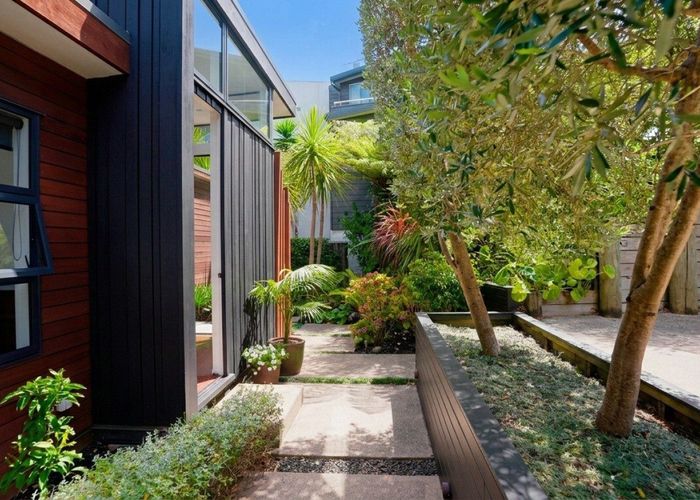  at 1/11 Pullum Street, Birkenhead, North Shore City, Auckland