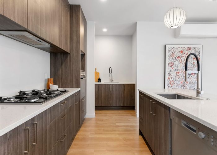  at 168 Nile Road, Milford, North Shore City, Auckland