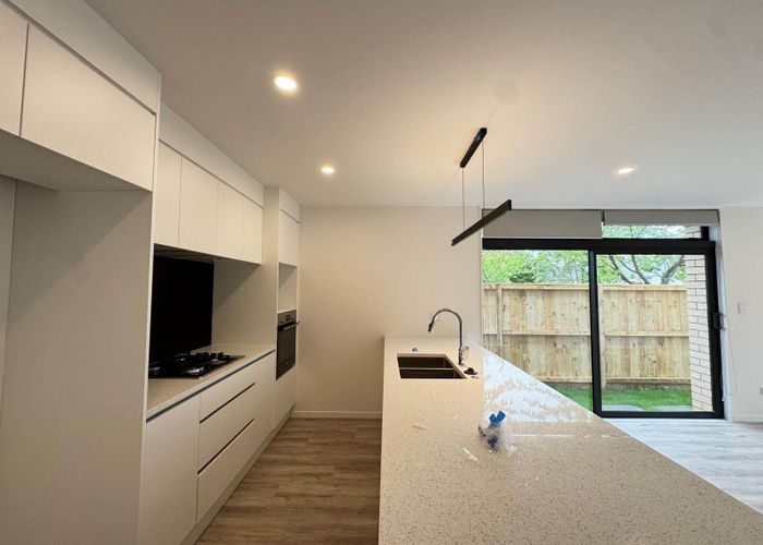  at 2 Bristol Road, Mount Roskill, Auckland City, Auckland
