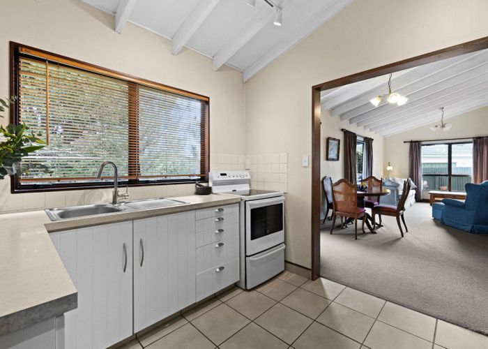  at 18B Middle Road, Havelock North, Havelock North