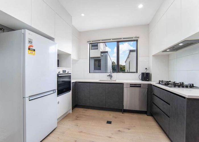  at 3/26 Long Bay Drive, Torbay, North Shore City, Auckland