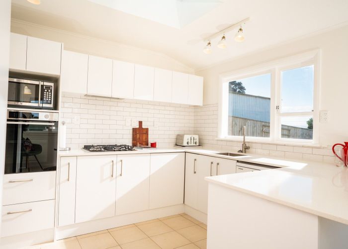  at 113 Queens Drive, Lyall Bay, Wellington, Wellington