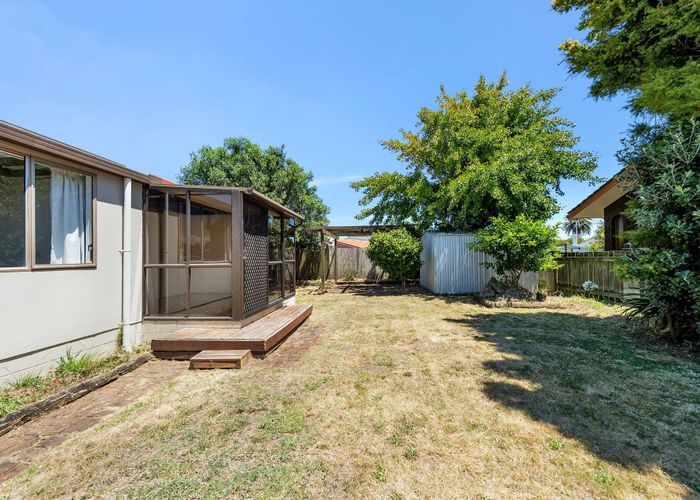  at 8 Banks Place, Tawhero, Whanganui