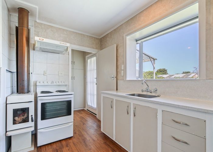  at 5 Betwin Avenue, Sockburn, Christchurch