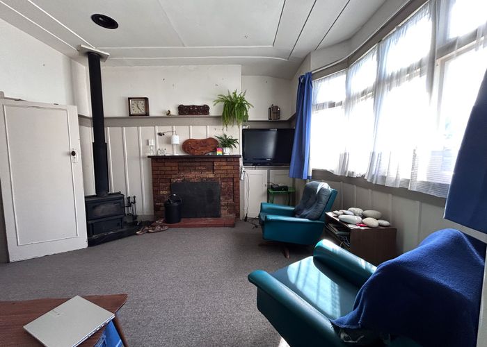 at 25 MacDougall Avenue, Dunollie, Grey, West Coast