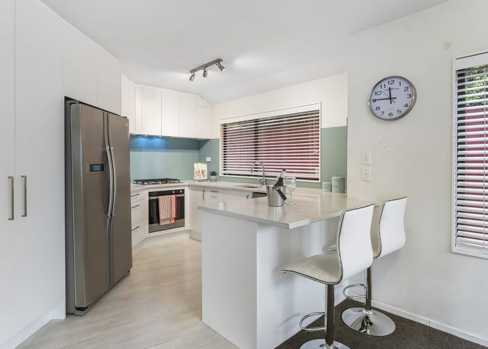  at 24D Roslyn Road, Mount Wellington, Auckland