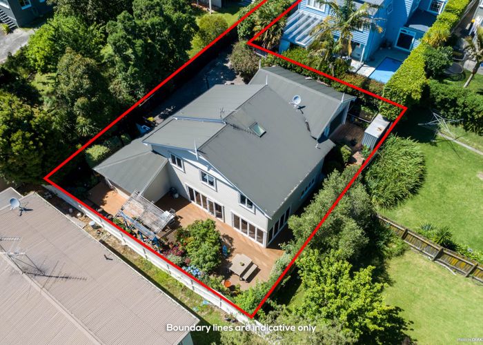  at 20A Rutland Road, Stanley Point, Auckland