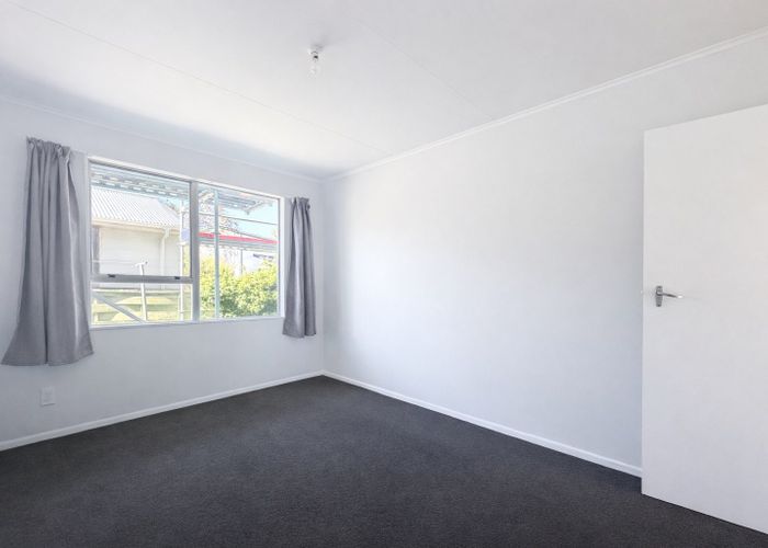  at 6/46 Awamutu Grove, Waiwhetu, Lower Hutt, Wellington