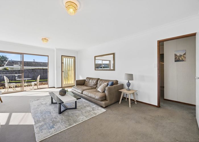  at 1/15 Serrita Avenue, Sunnyhills, Manukau City, Auckland