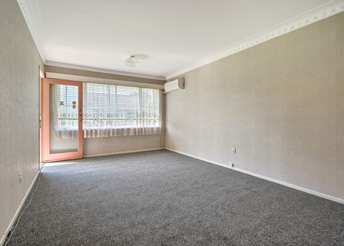  at 9/58 Allendale Road, Mount Albert, Auckland