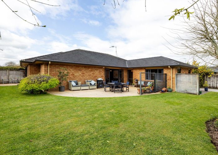  at 12 Grace Avenue, Rototuna North, Hamilton