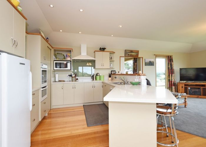  at 417 Orepuki Riverton Highway, Riverton