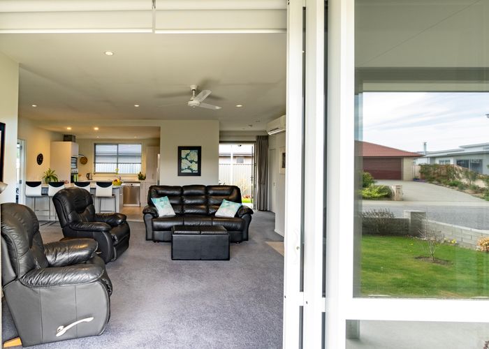  at 2 Quail Close, Alexandra, Alexandra