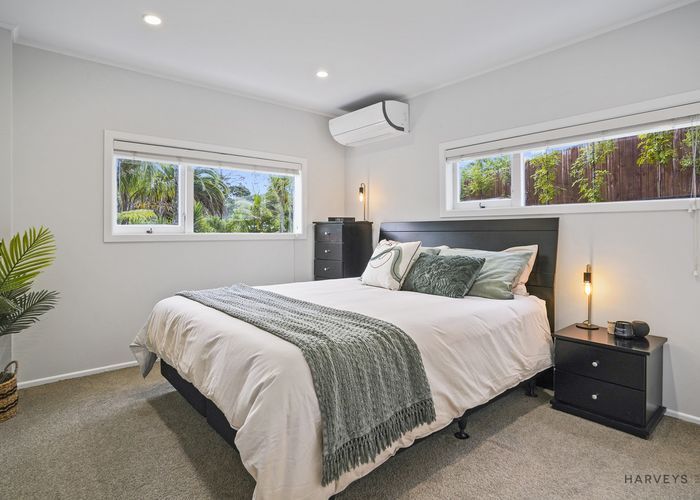  at 14 Willowbrook Place, Titirangi, Auckland