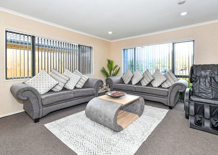  at 49 Wayne Francis Drive, East Tamaki, Manukau City, Auckland