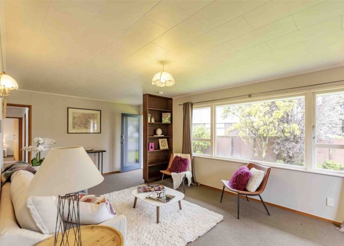 at 10 Weathers Place, Taradale, Napier, Hawke's Bay