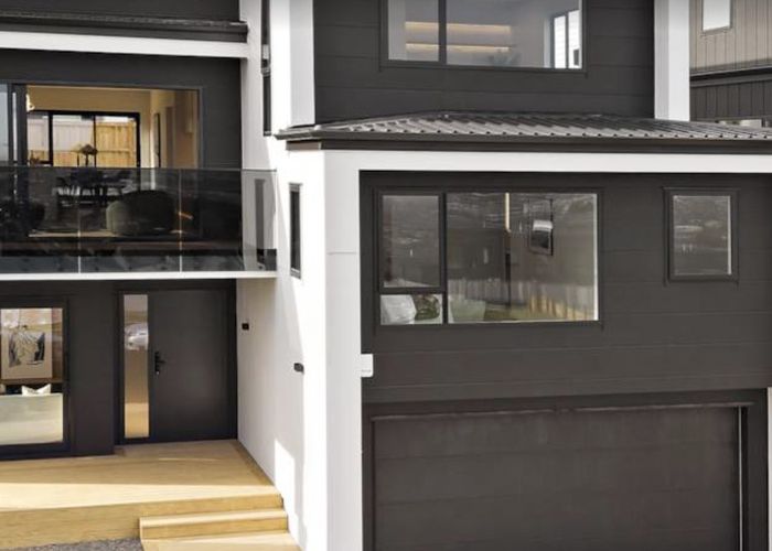  at 12 Mill Hill Close, Flat Bush, Auckland