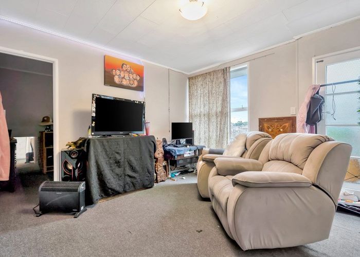  at 69 Friesian Drive, Mangere, Auckland