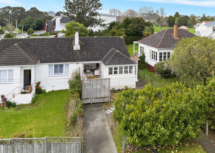  at 4 Daventry Street, Waterview, Auckland