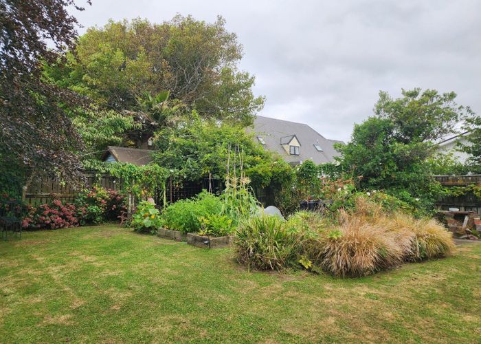  at 17 Nikau Grove, Woburn, Lower Hutt, Wellington
