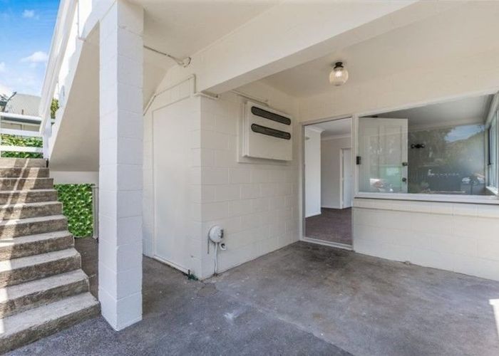  at 1/8 Eldon Road, Balmoral, Auckland