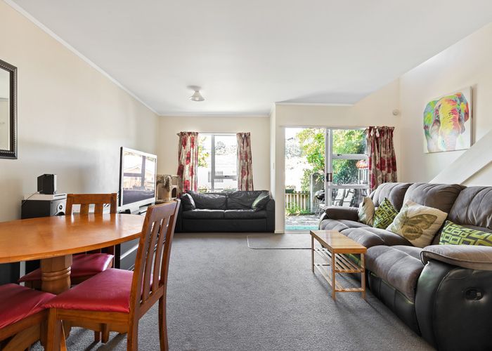  at 2/55 Hamilton Road, Hataitai, Wellington