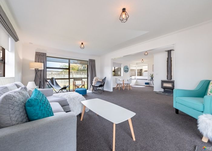  at 2/27 Merton Street, Trentham, Upper Hutt