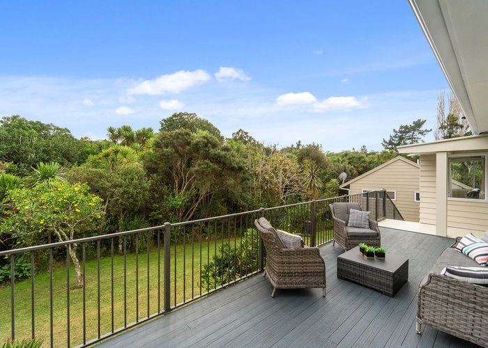  at 60 Taipari Road, Te Atatu Peninsula, Auckland