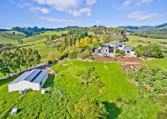  at 17 Gum Road, Henderson Valley, Auckland