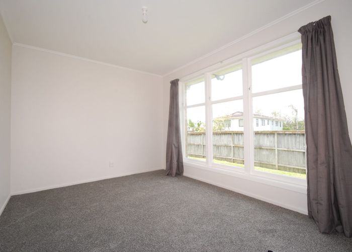  at 1/25 Hamlin Road, Mount Wellington, Auckland