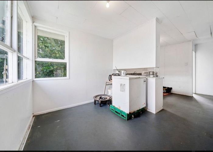  at 531 Massey Road, Mangere, Auckland